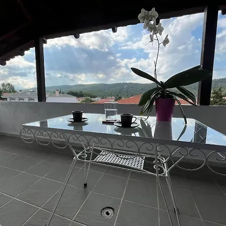 Attic With A View アパート テッサロニキ