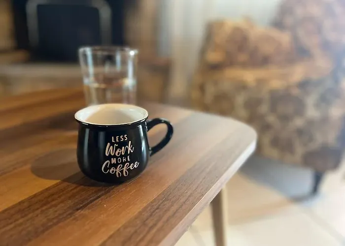 דירה Attic With A View *